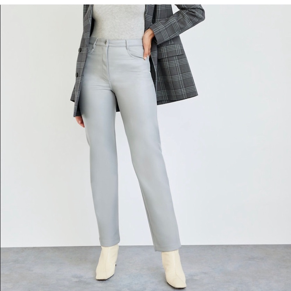 Aritzia Melina cropped
